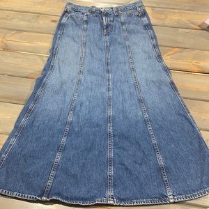 Gap maxi denim skirt